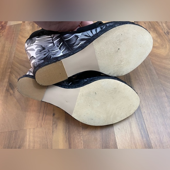 Cloudchasers NWOT espadrille wedges - Picture 5 of 5